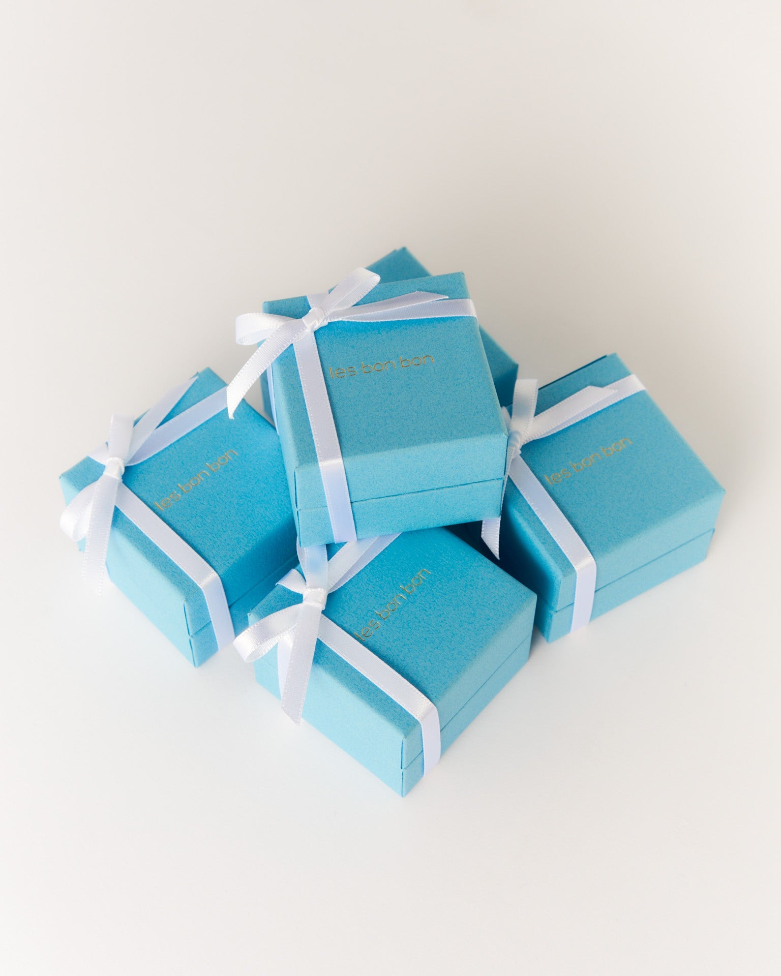 first set – les bon bon Online store