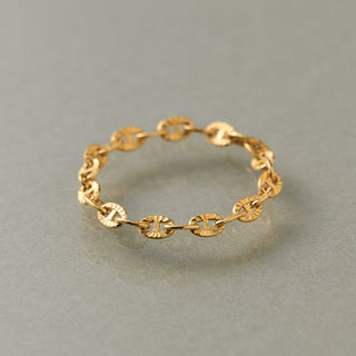 K18 confident S ring