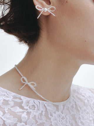 waltz crystal necklace
