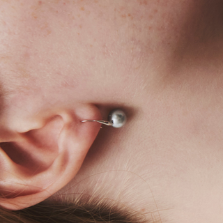 brume pearl hook pierce