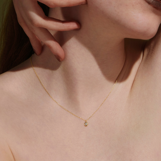 K18 vetra diamond necklace