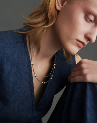 haze dot necklace