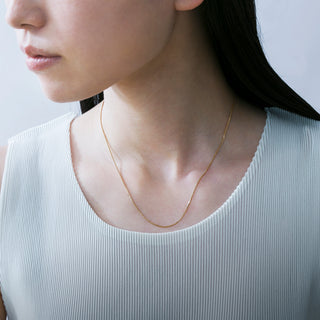 filled necklace
