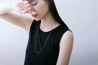 victoria long necklace