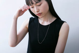victoria long necklace