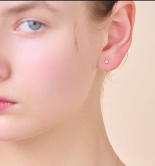 amulet pierce