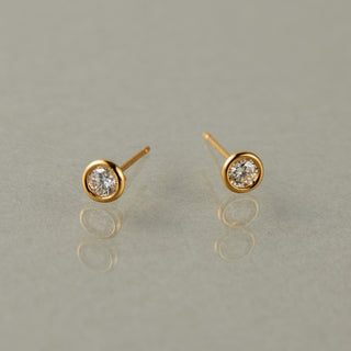 K18 vetra diamond pierce