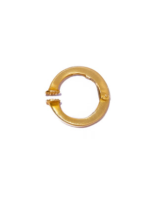 hug earcuff
