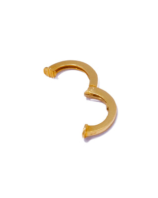 hug earcuff