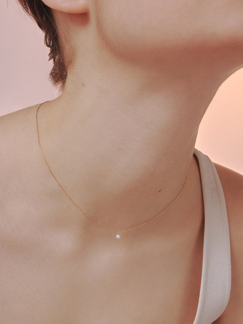 stardust pearl necklace