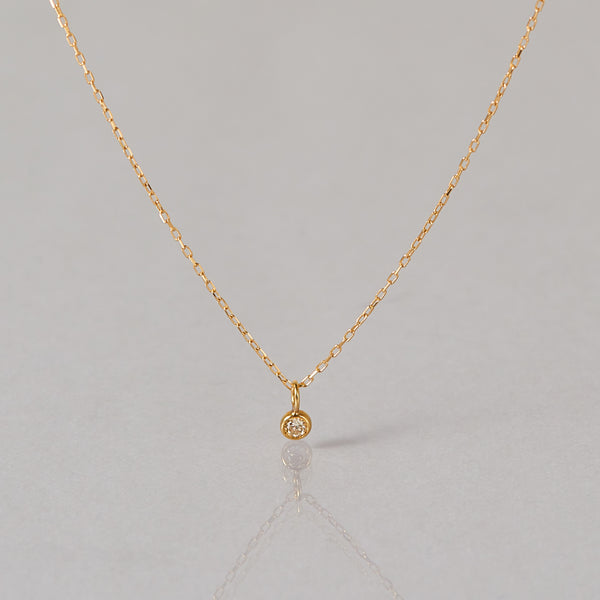 K18 diamond necklace