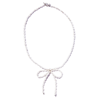 bow pearl necklace