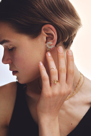 aura round pierce