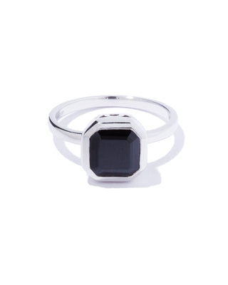 sanctual ring black onyx
