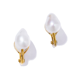 organic pearl earring WH