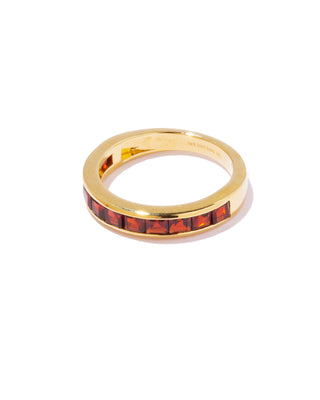 tes ring garnet