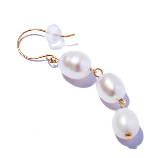 cocoon pearl hook pierce WH