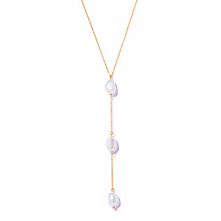 skip pearl necklace