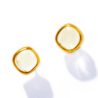 aura square pierce