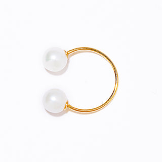 2 pearl ear cuff