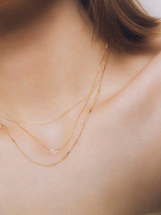 petite lip necklace