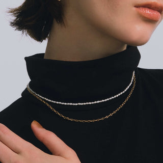 blanc pearl choker